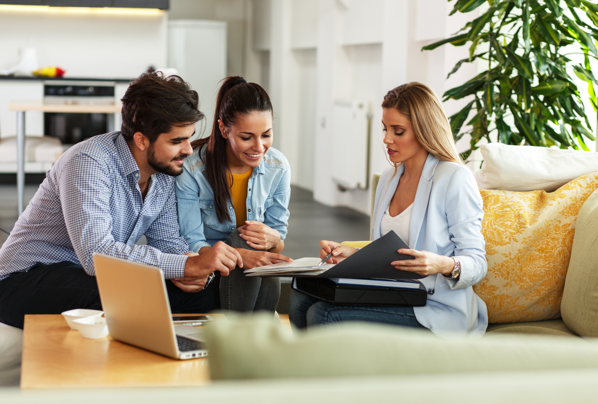 Brightway Insurance seeks Licensed Sales Representative to work at Jacksonville Home Office
