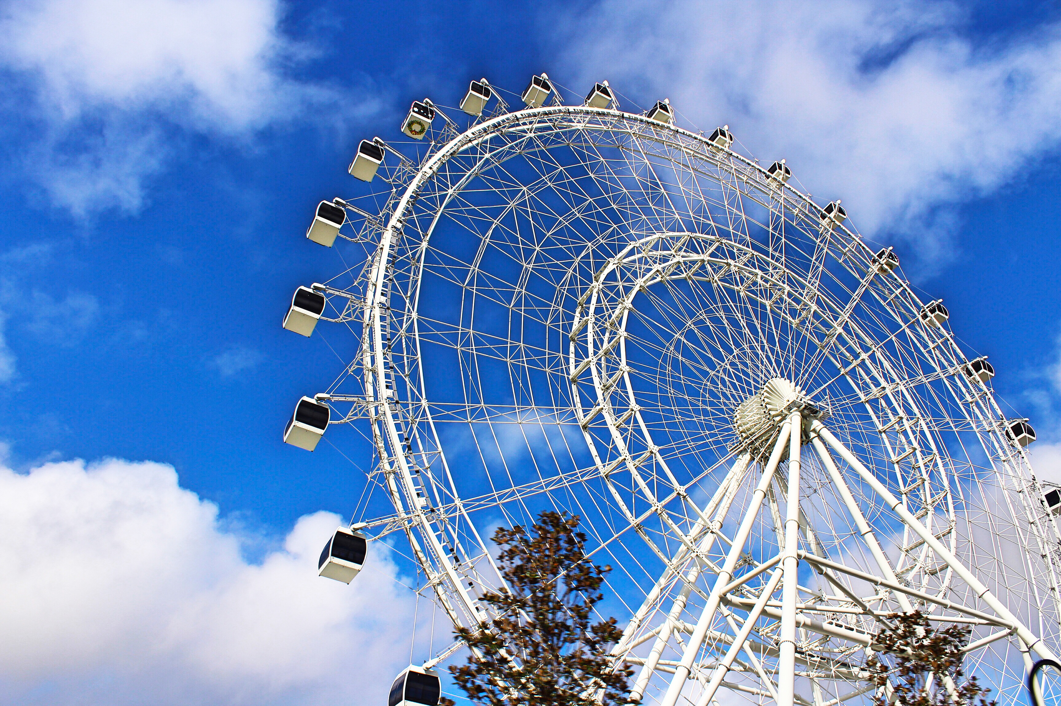 The insurance <br />agency reinvented <br />around you.<sup>®</sup>