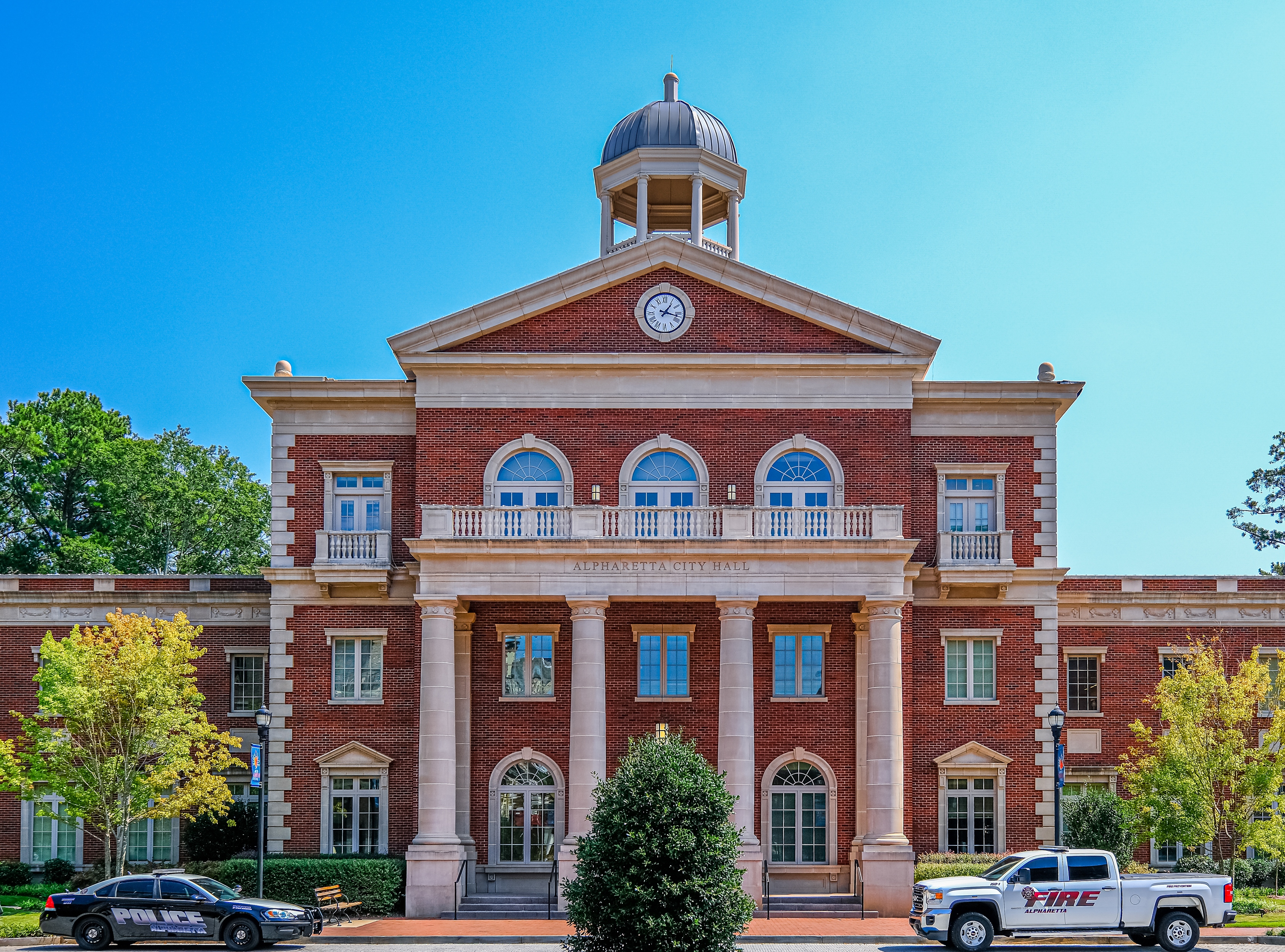 The insurance <br />agency reinvented <br />around you.<sup>®</sup>